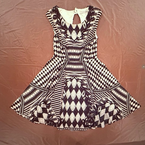 Vintage Y2K Black/White Sleeveless Fit and Flare Mini Dress Size 8/Medium $185 - Picture 2 of 12